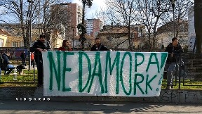Nepoverljivi stanari